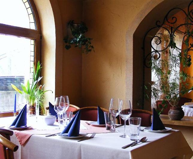 Przy Zelaznym Moscie Bed & Breakfast Klodzko Exterior photo